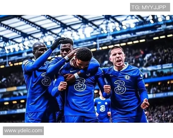 国王杯精彩对决那不勒斯大胜切尔西红牌事件引发全场热议