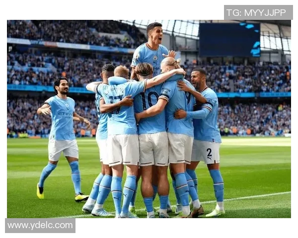 英超激战：里昂3-0曼城神奇扑救引发全场狂欢战术解析