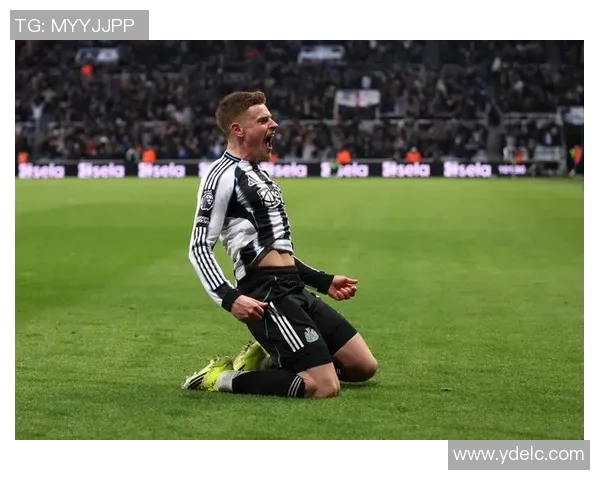 欧联杯热刺大胜里昂红牌事件引发全场热议精彩十球回顾