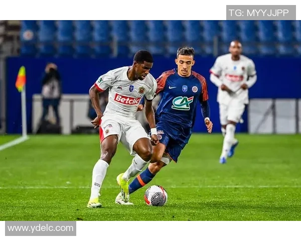 世界杯惊天冷门巴萨与波尔图战成平局引发全场热议